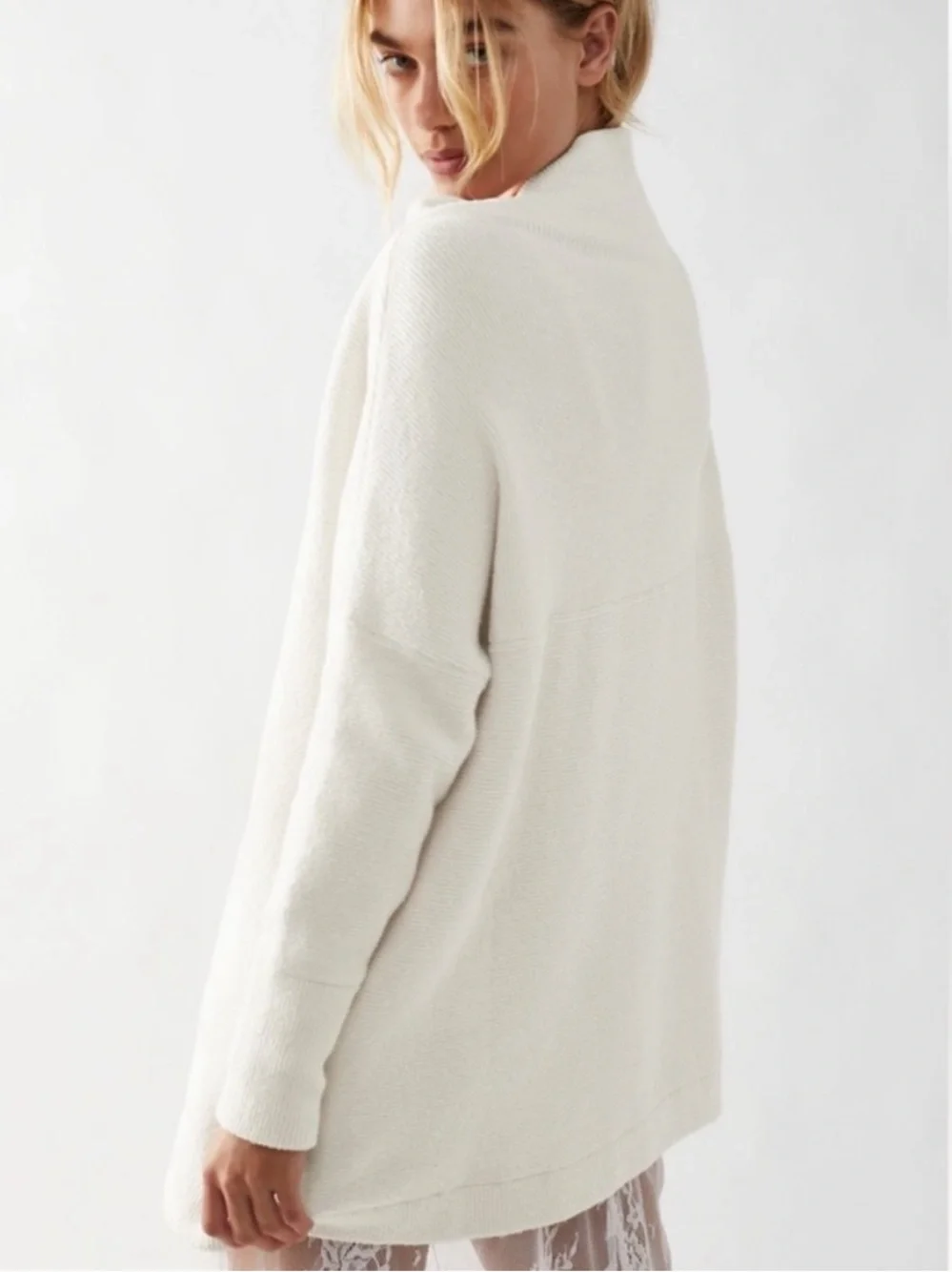 Free People Ottoman Slouchy Tunic Sweater in Nutmeg Taupe